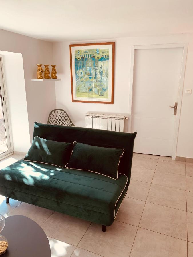 Appartement Independant Avec Jardin Et Acces Piscine Ним Экстерьер фото
