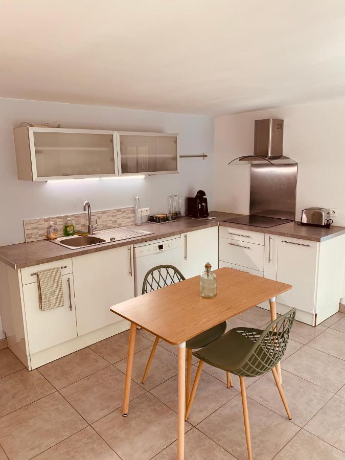 Appartement Independant Avec Jardin Et Acces Piscine Ним Экстерьер фото